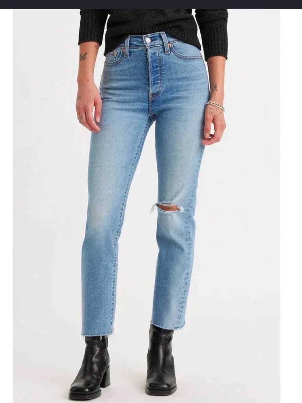 NEW Levi's 501 Wedgie Straight Leg Jeans with Knee Rip Light Denim Women's Sz.26